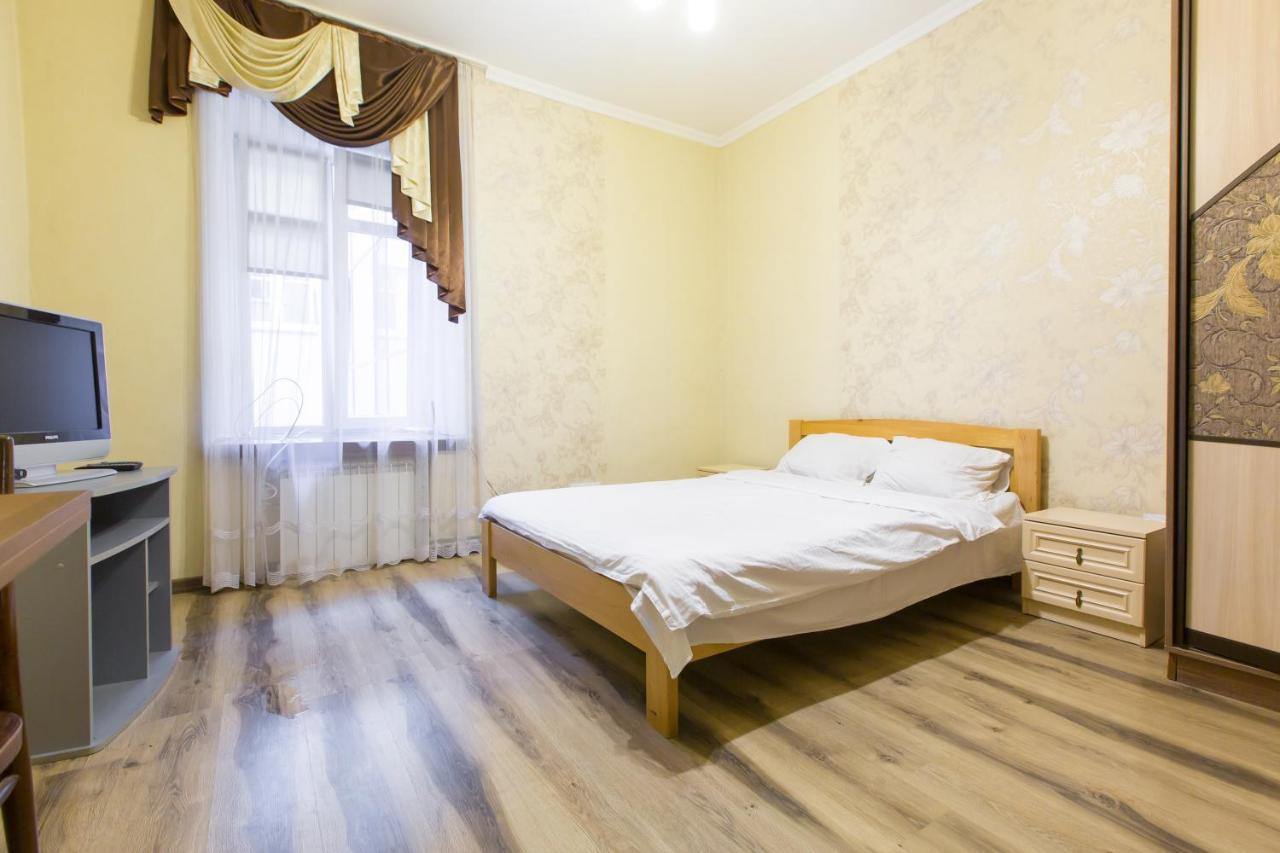 Квартира Подобово Біля Площі Ринок Вулиця Староєврейська 17 Leópolis Exterior foto